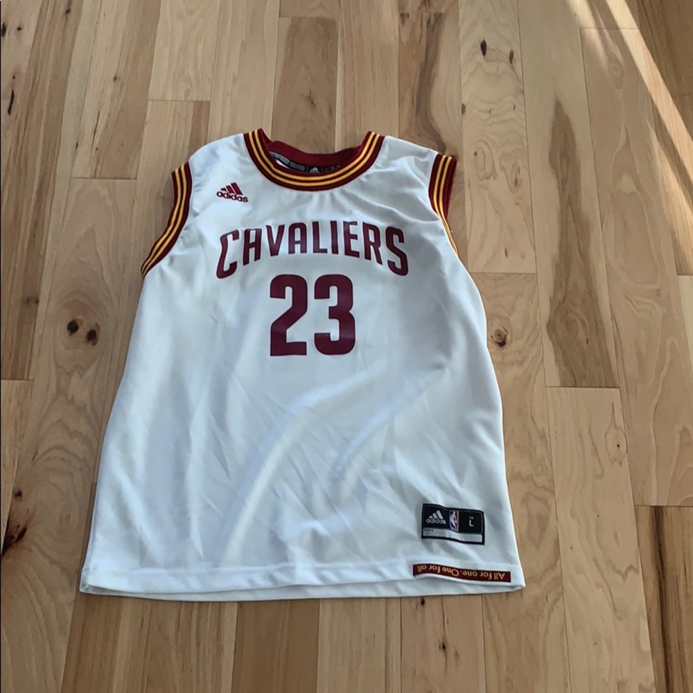 Cavs jersey